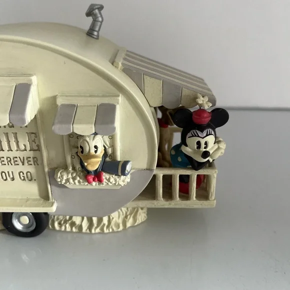 Disney Mickey and friends camper